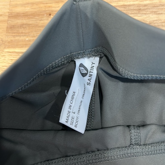 4 pairs of grippy riding pants - Picture 5 of 9